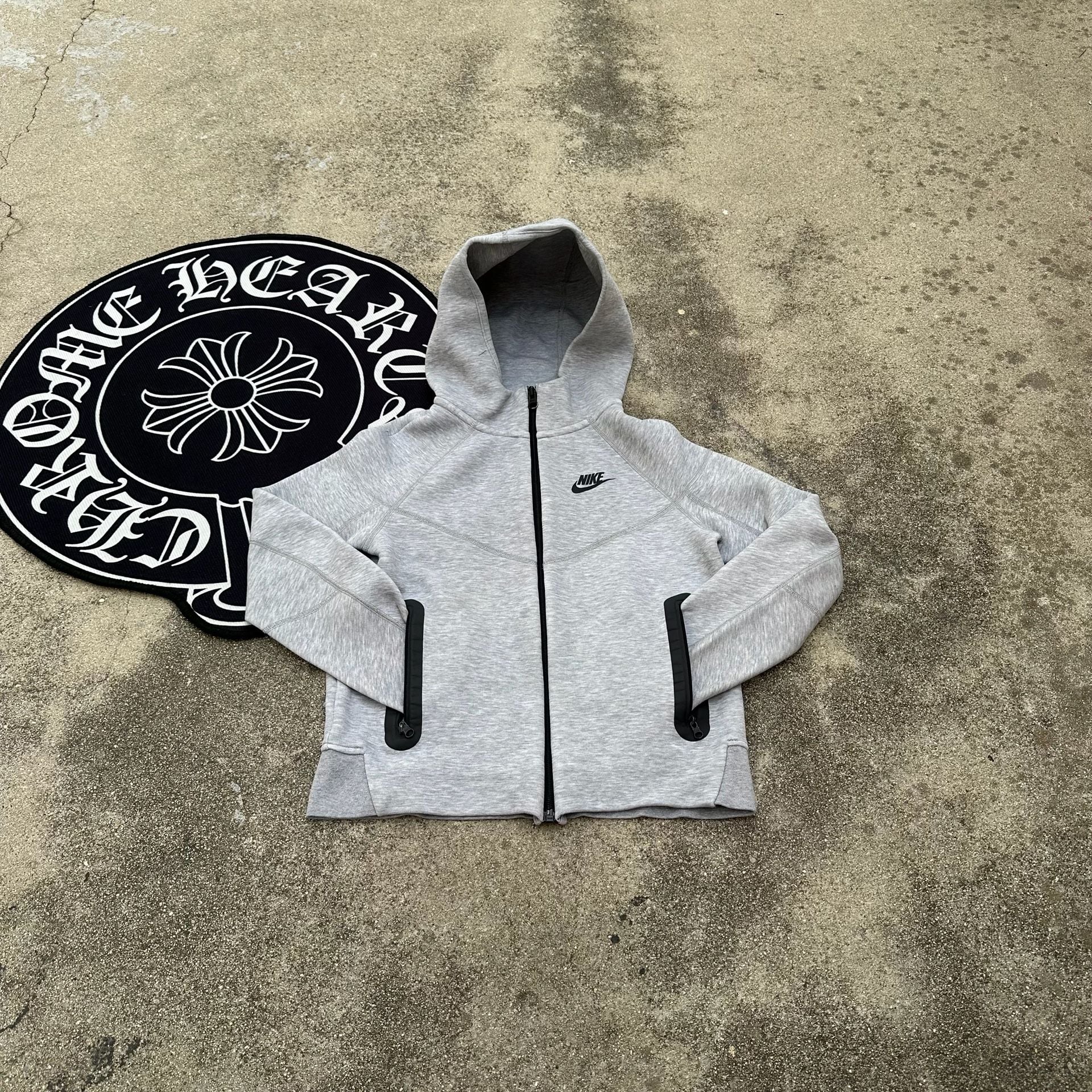 Nike Tech Fleece Full-Zip Hoodie Heather Grey Youth Medium 2