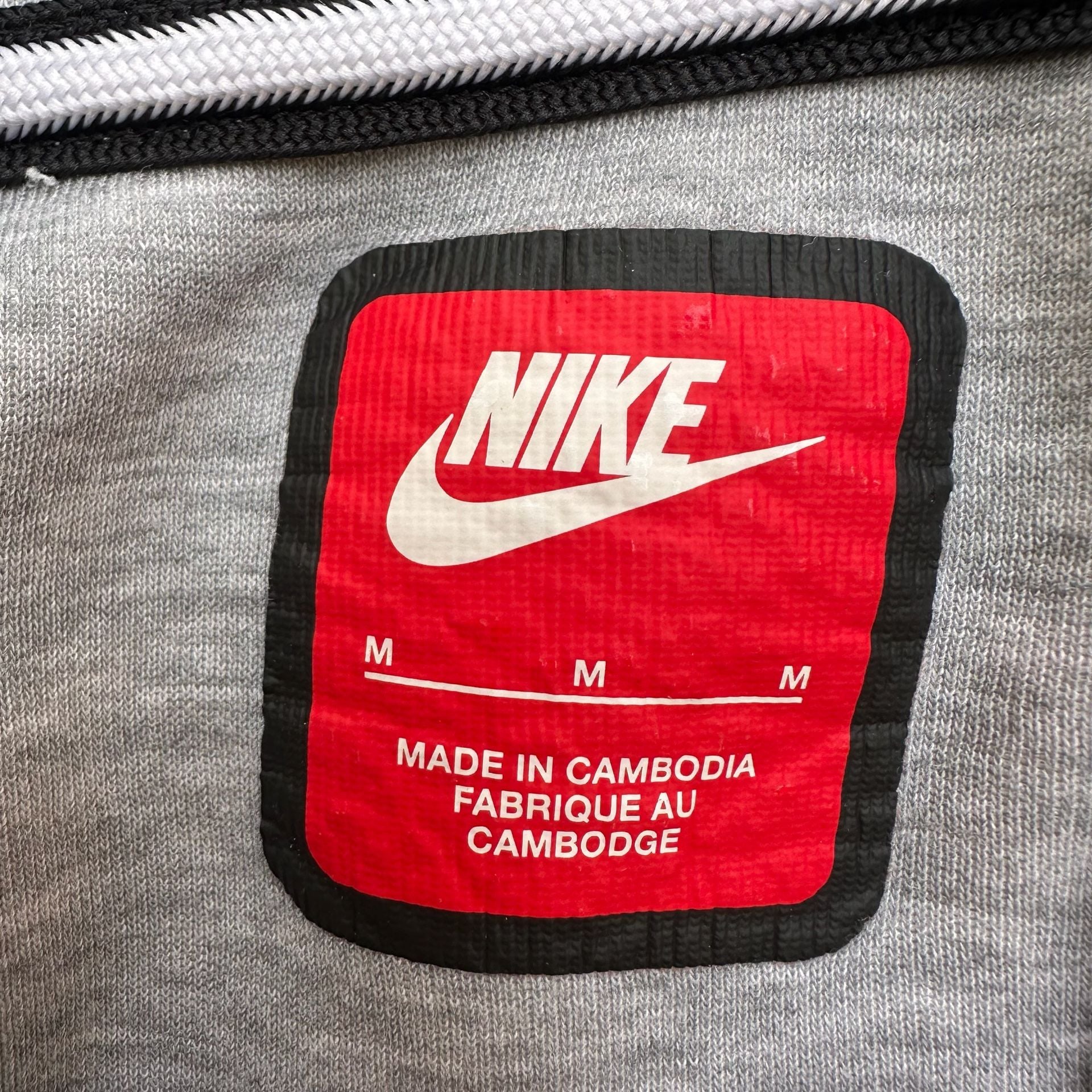 Nike Tech Fleece Full-Zip Hoodie Heather Grey Youth Medium 4