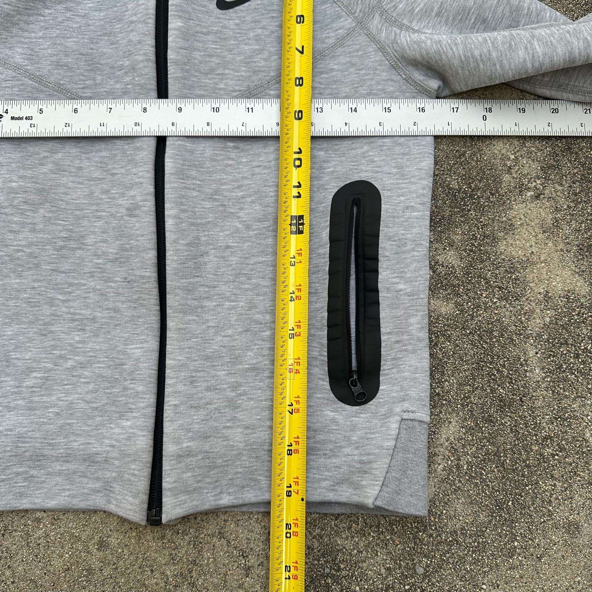 Nike Tech Fleece Full-Zip Hoodie Heather Grey Youth Medium 6