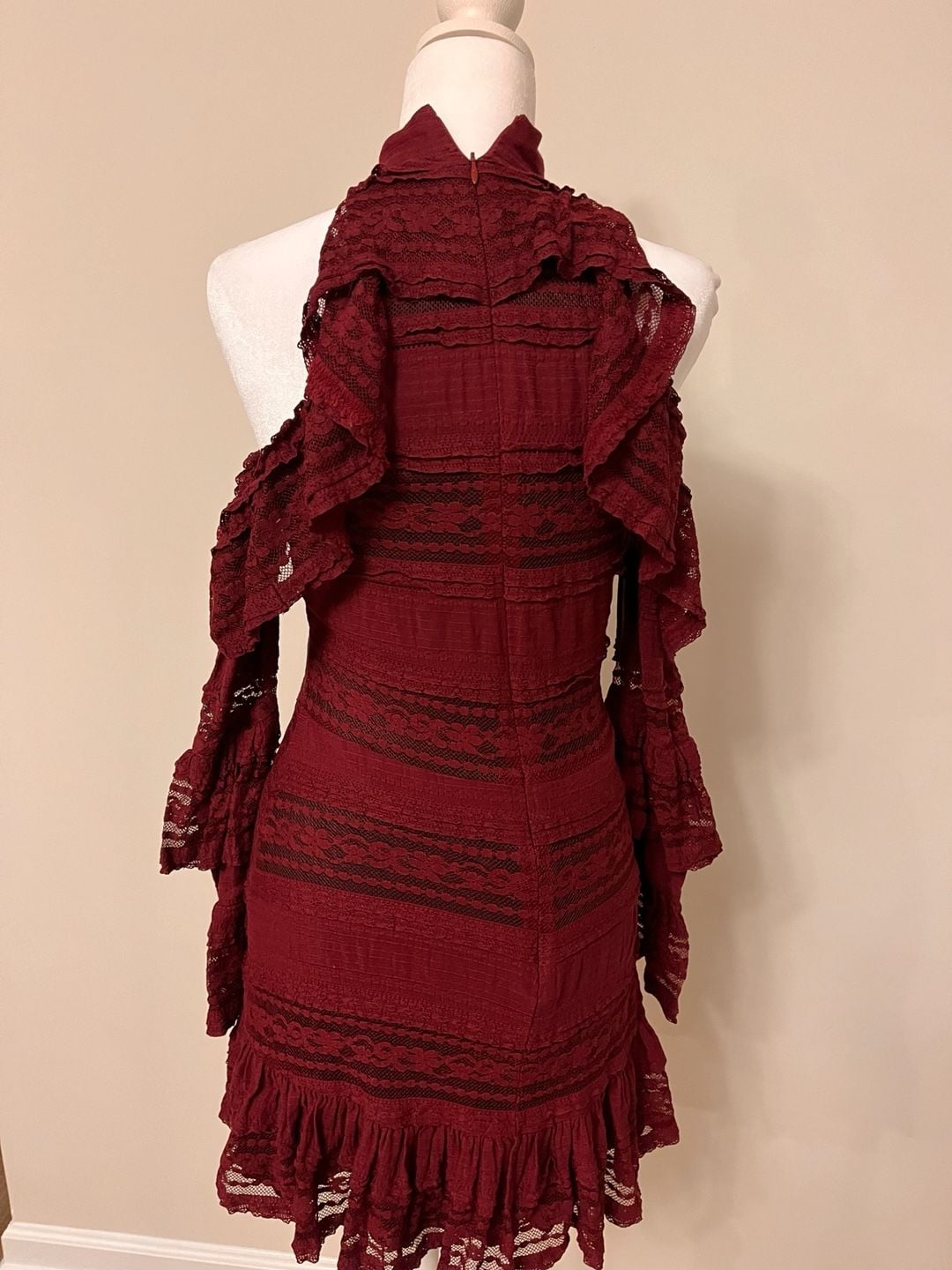 Parker Tanya Cold Shoulder Ruffle Dress Size XS Wine Burgundy 3