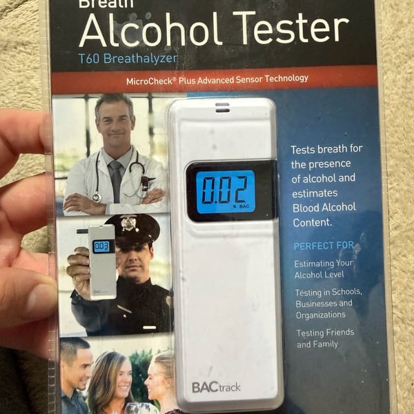 BACtrack T60 Breathalyzer Alcohol Tester