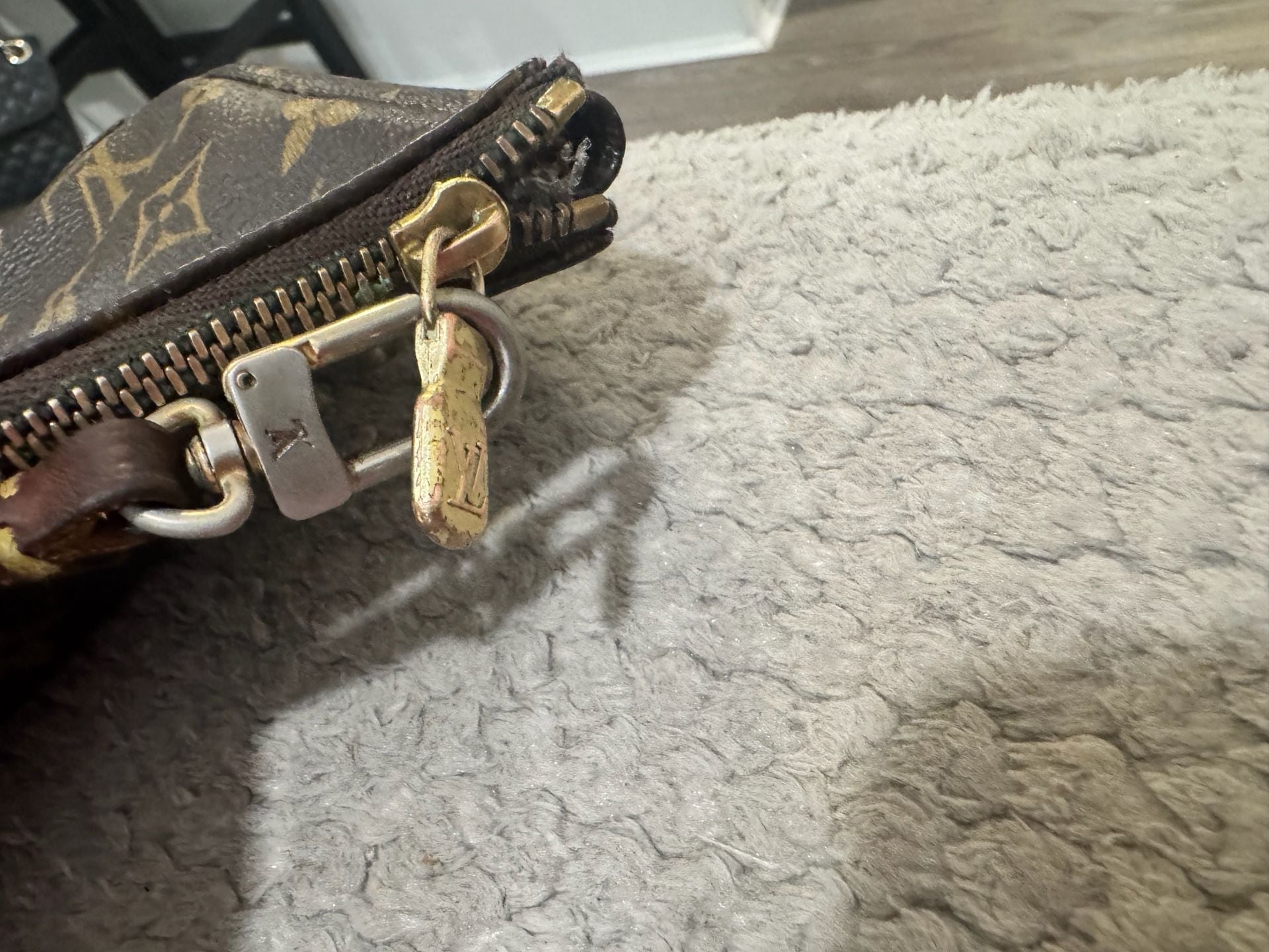 Louis Vuitton Pochette Accessoires Monogram Canvas Brown Shoulder Bag 12