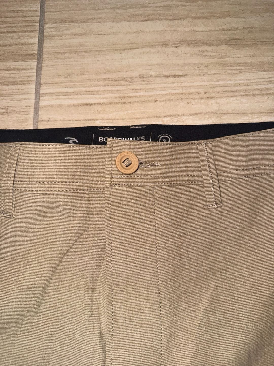 Rip Curl Boardwalks Shorts Size 36 Khaki Hybrid In Water On Land 6