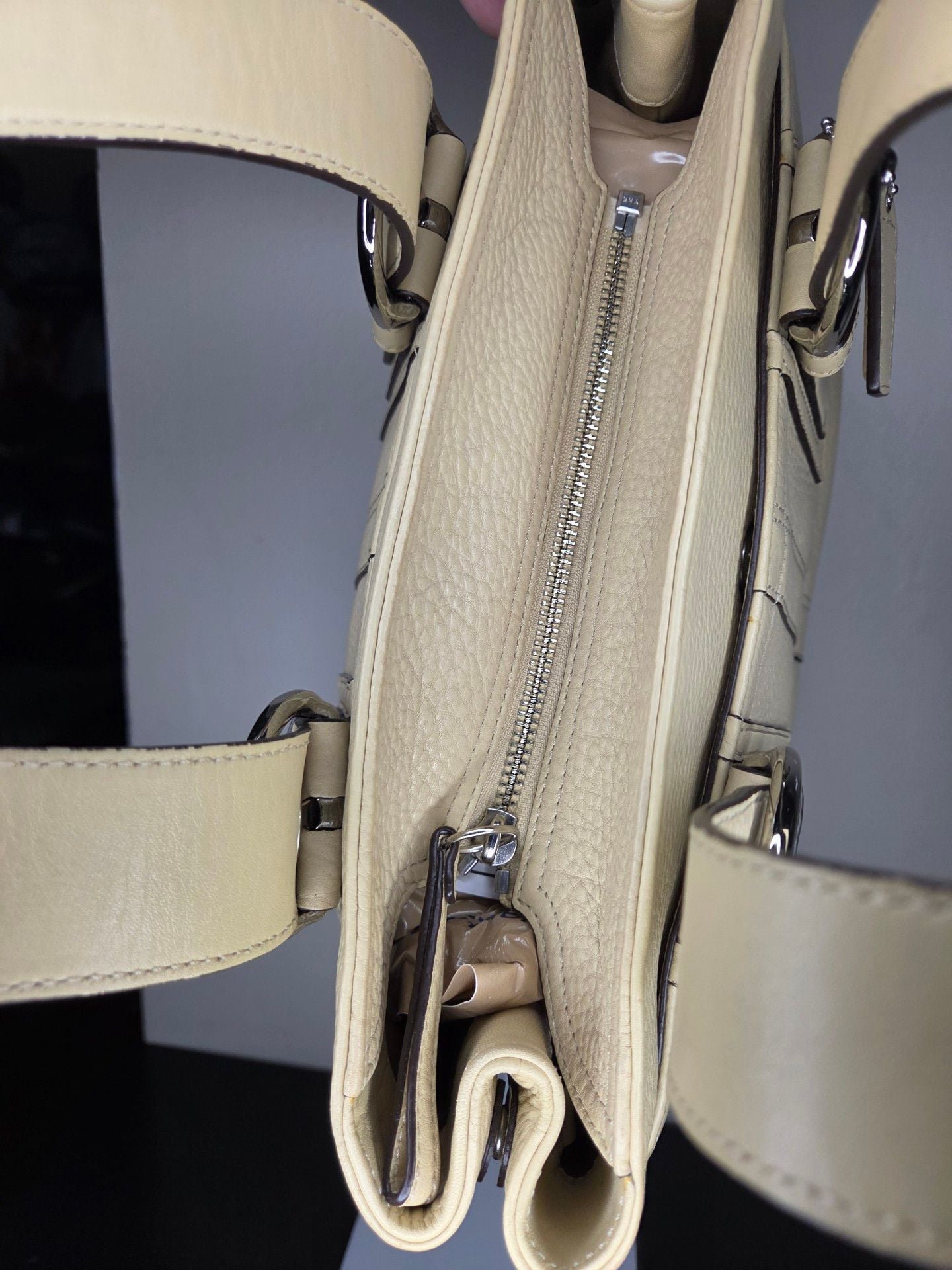 Coach Soft Pebble Hampton SoHo Leather Tote F10911 5