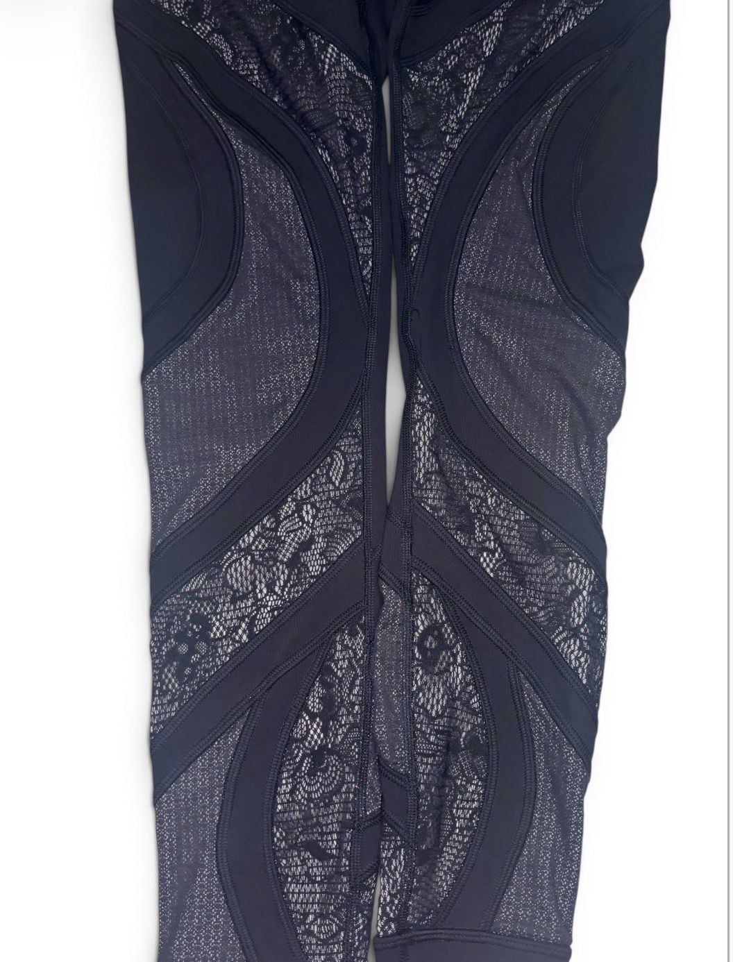 Lululemon Wunder Under Size 4 Lace Black 4