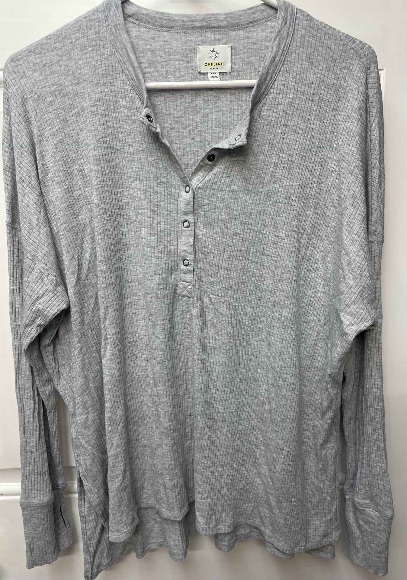 Offline by Aerie Henley Top Size M Grey Ribbed Long Sleeve Shirt 3