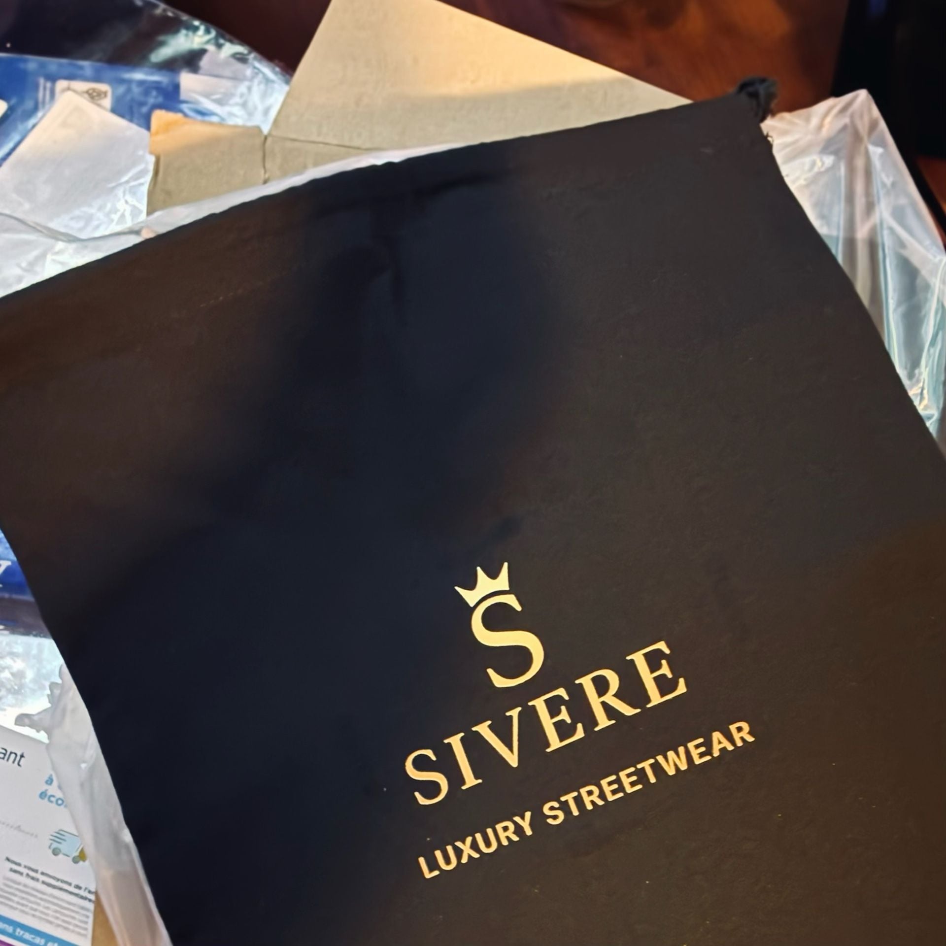 SIVERE Luxury Streetwear Cinch Hand Bag 1