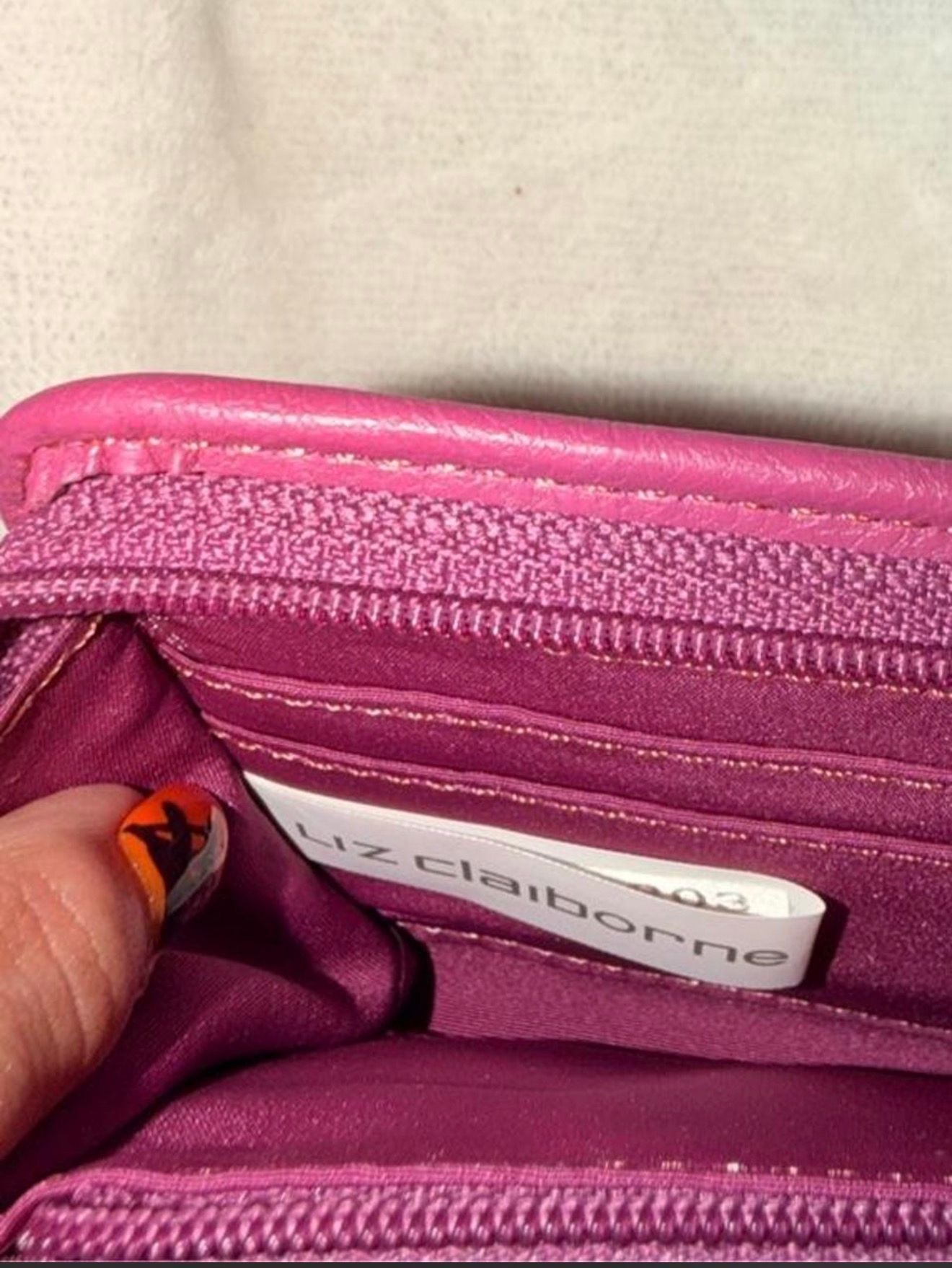 Liz Claiborne Wristlet Wallet Burgundy Leather 4
