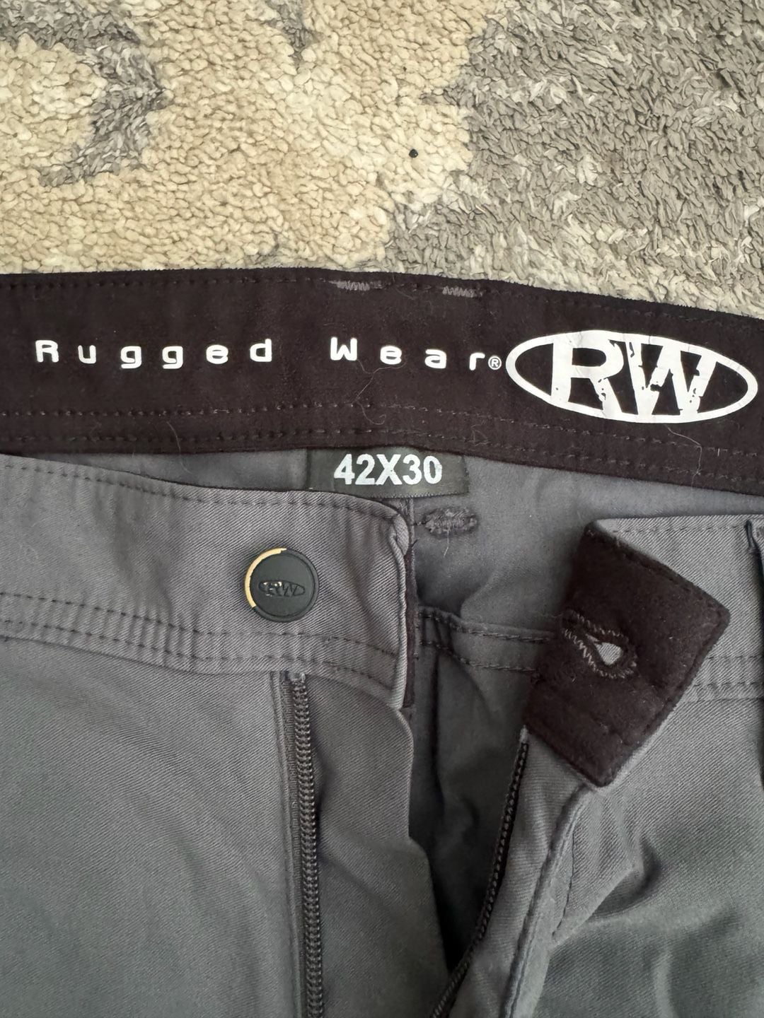 Rugged Wear RW Hiking Pants Size 42X30 Gray Cargo Outdoor Stretch 3