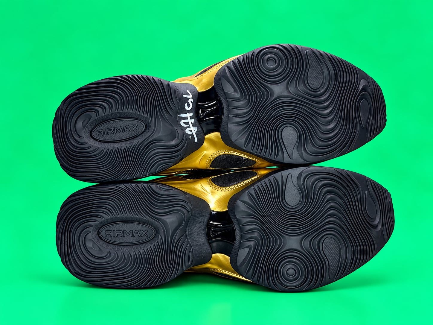 Nike Air Max Muse Metallic Gold Black Sneakers 5