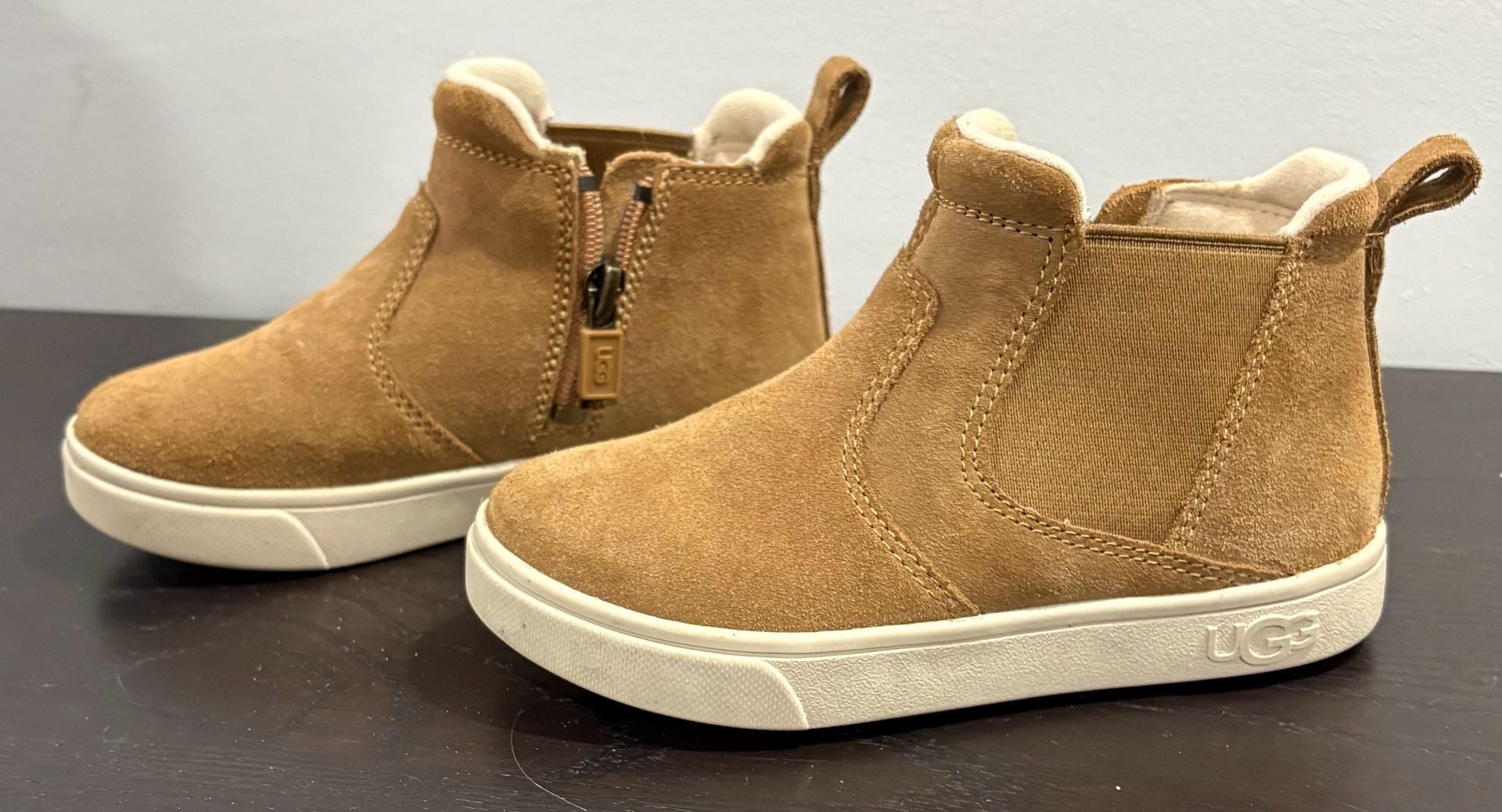 Ugg Hamden II Boots Size 10 Chestnut Suede Toddler Zip 2