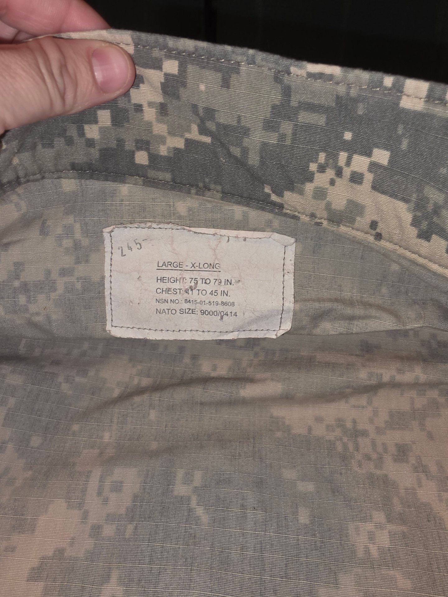 US Army Cold Weather Wind Jacket Size Large X-Long Digital Camo 2