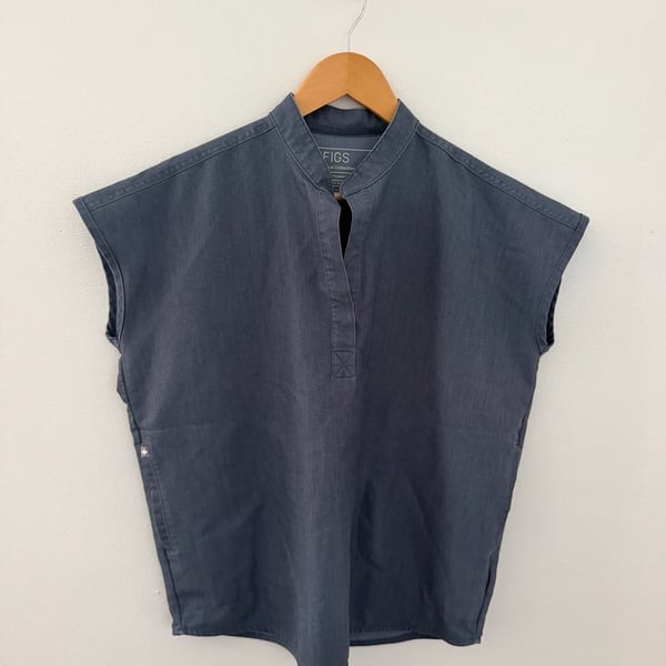Figs Rafaela Scrub Top Size XS Gray Sleeveless
