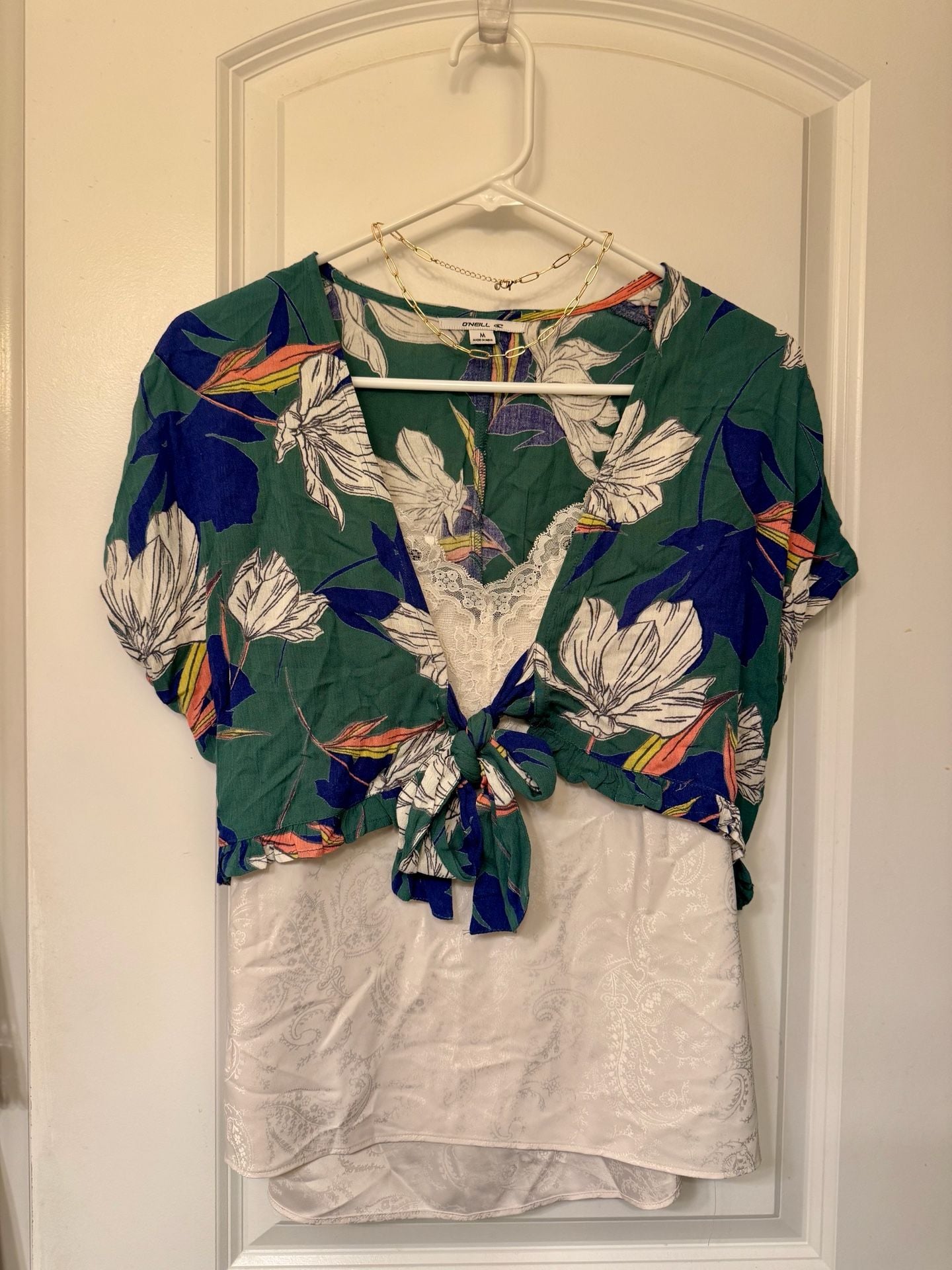 O'Neill Floral Tie-Front Top Size M Green 2