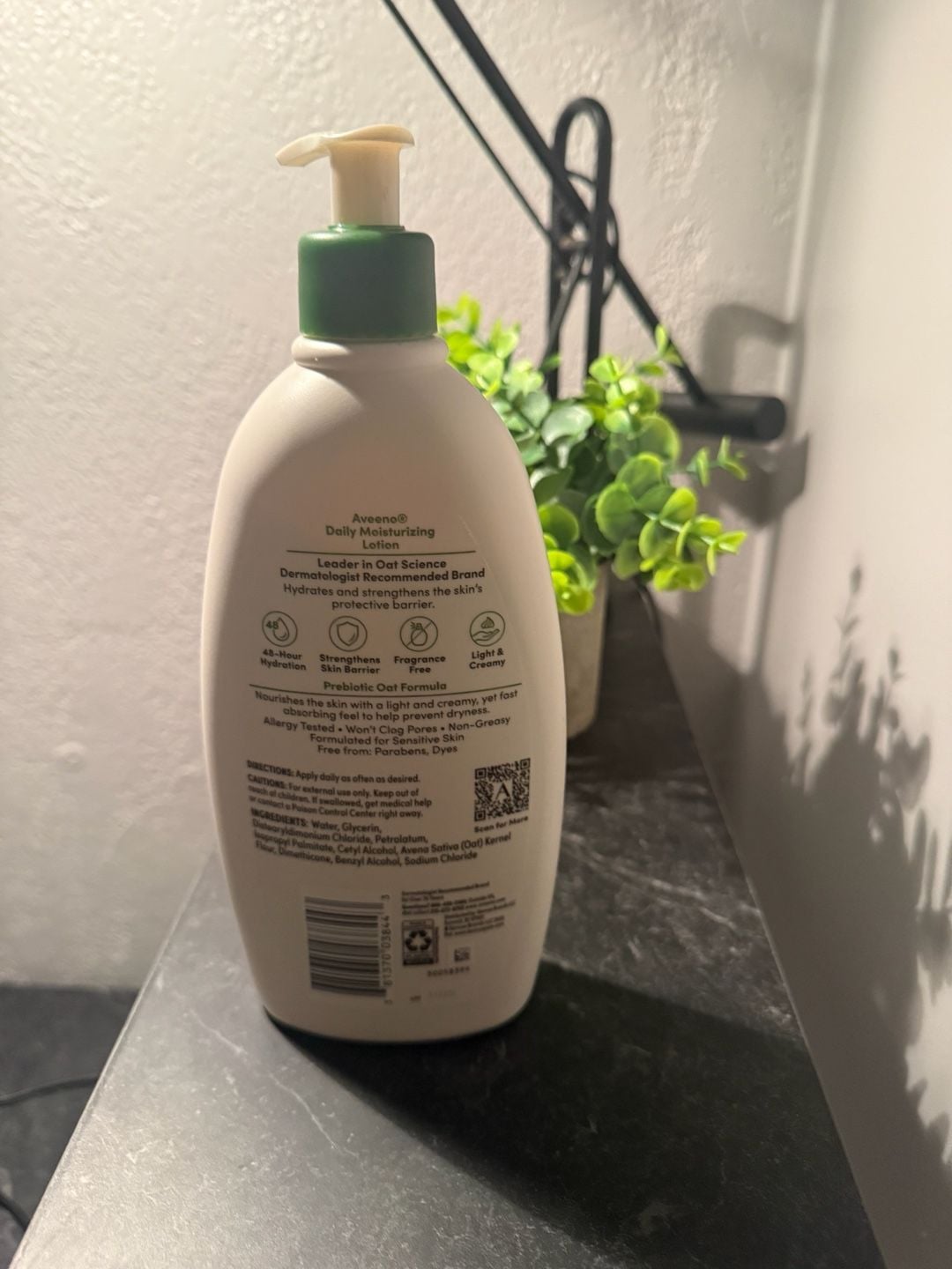 Aveeno Daily Moisturizing Body Lotion Fragrance-Free 2
