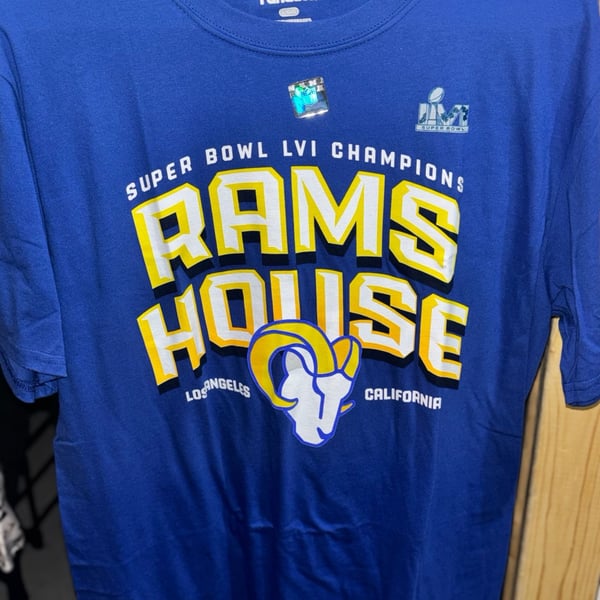 Fanatics Los Angeles Rams Super Bowl LVI Champions Men’s Large