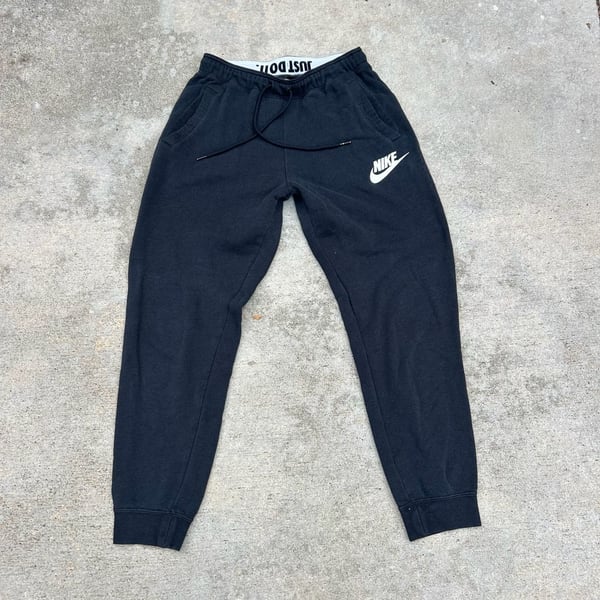 Nike Men's Black Sweatpants Size S