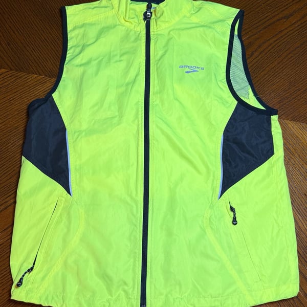 Brooks Running Vest Neon Green Safety Jacket Full Zip