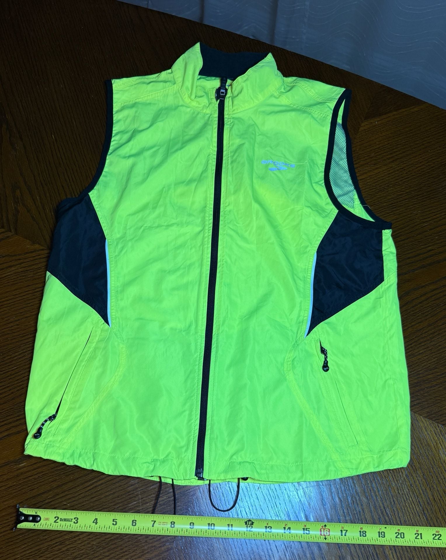 Brooks Running Vest Neon Green Safety Jacket Full Zip 5
