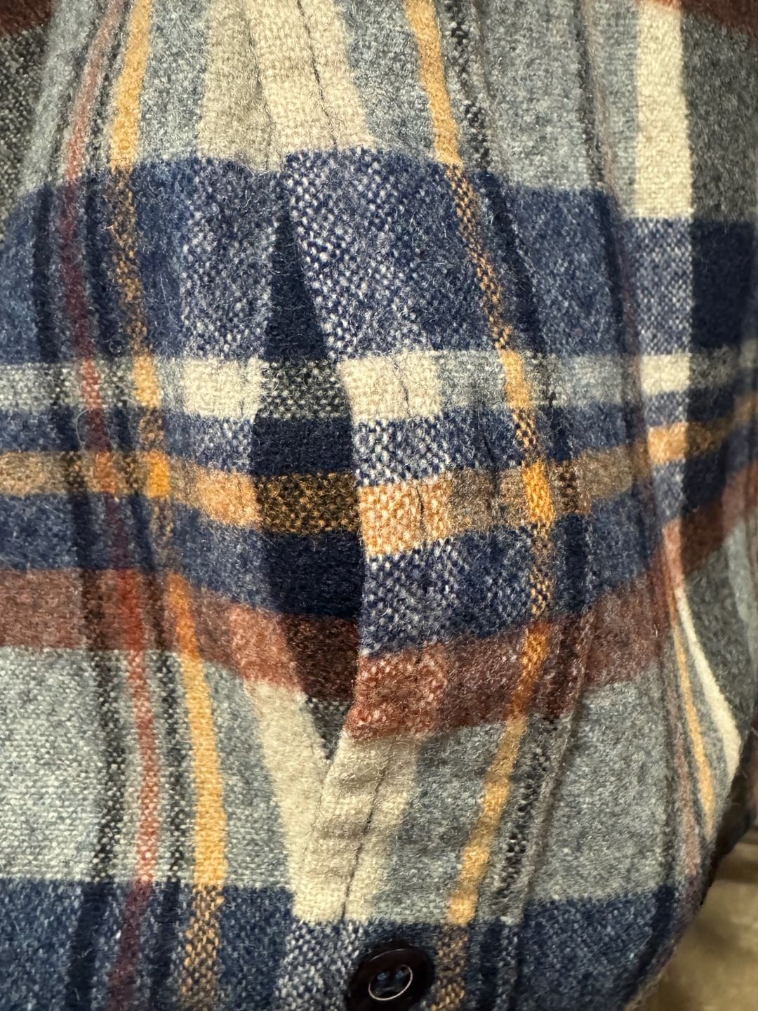 1980s Richman Brothers Plaid Wool Blend Flannel Shirt Size Medium 8
