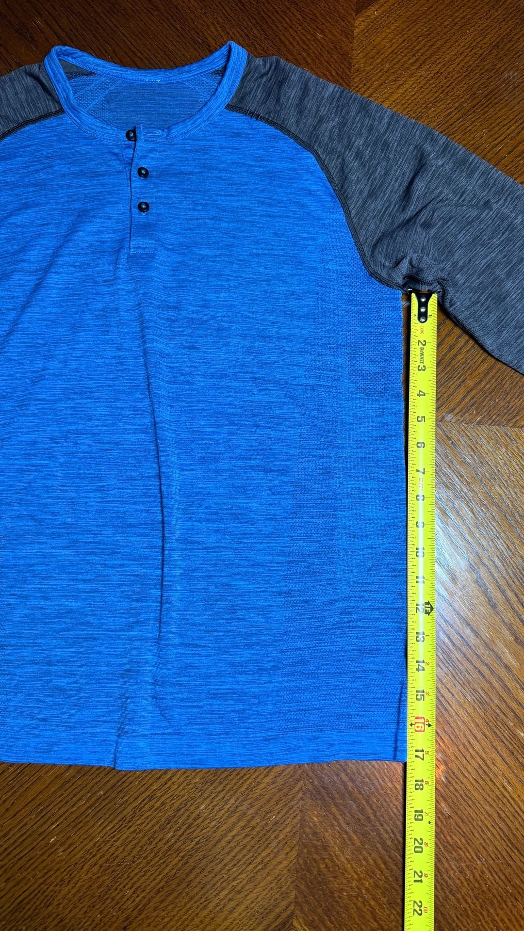 Lululemon Metal Vent Tech Henley Size L Blue Black Athletic Shirt 4