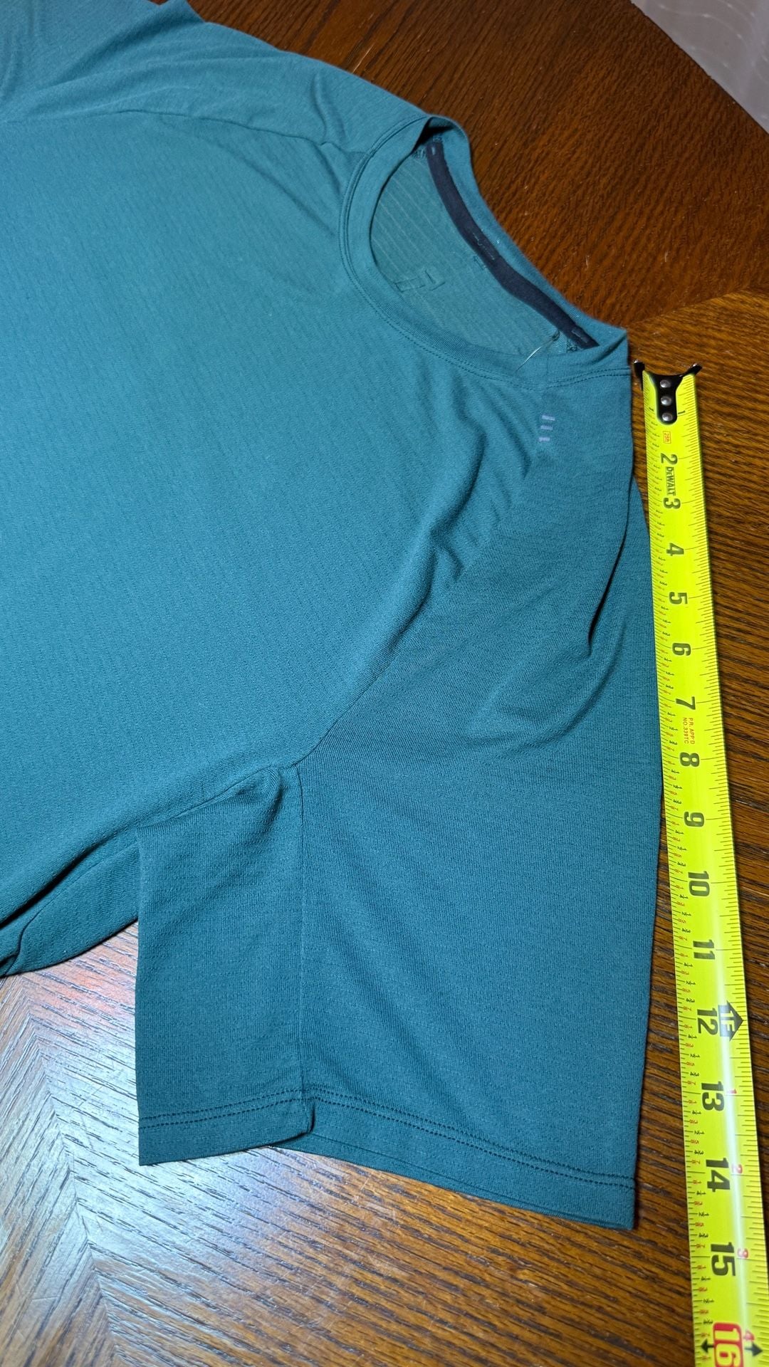 Lululemon Metal Vent Tech Shirt green 3