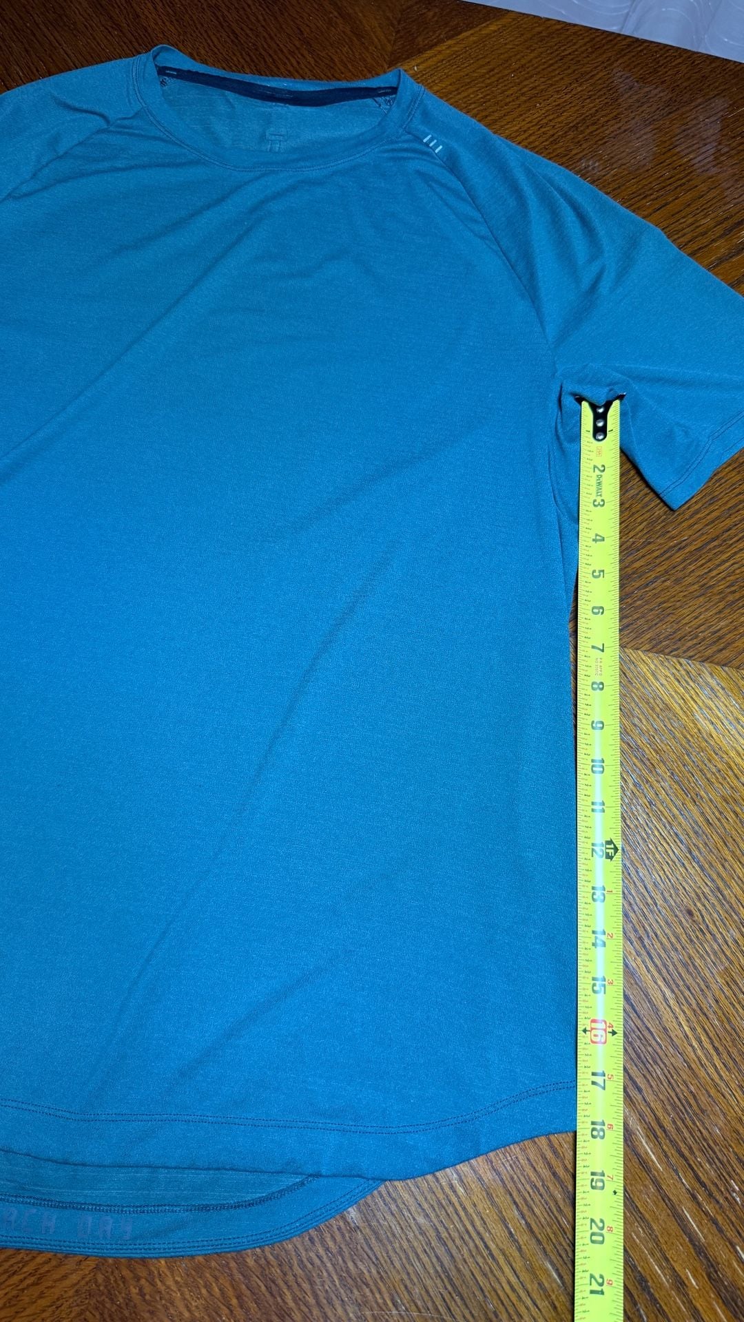 Lululemon Metal Vent Tech Shirt green 4