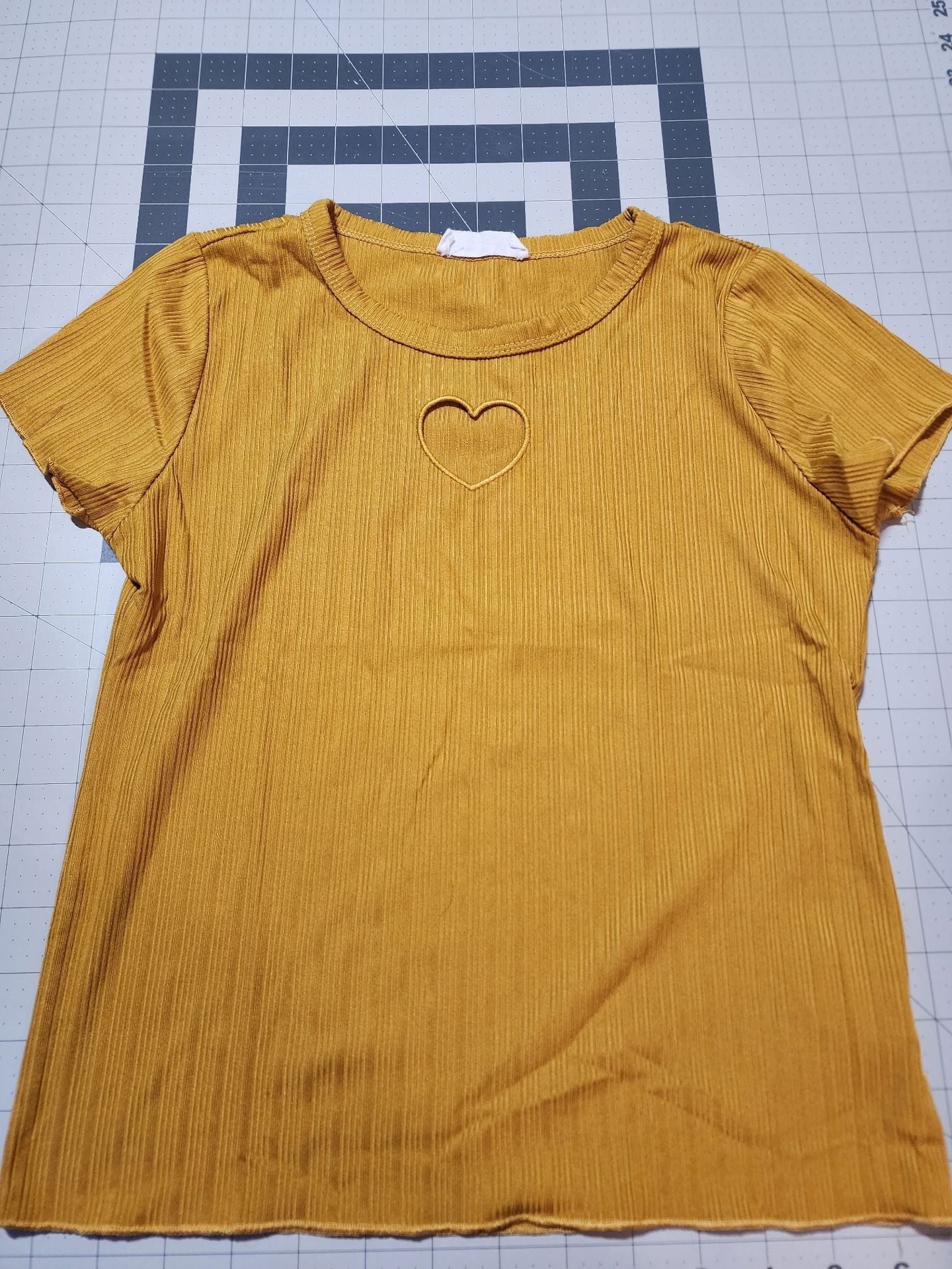 Knit Works Ribbed Top Size XL 18 Yellow Heart Cutout Kids 2