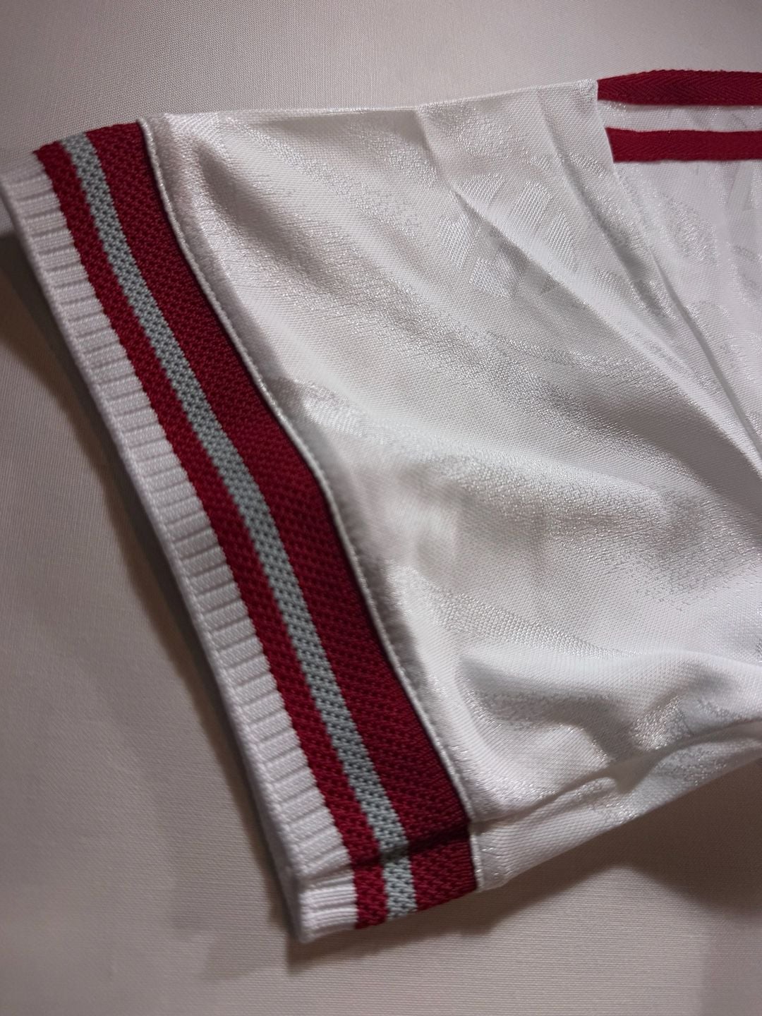Adidas Liverpool FC Away Jersey Size L White Standard Chartered 7