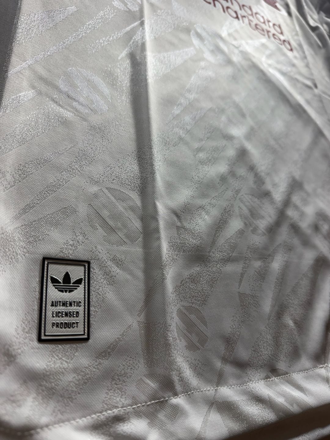 Adidas Liverpool FC Away Jersey Size L White Standard Chartered 10