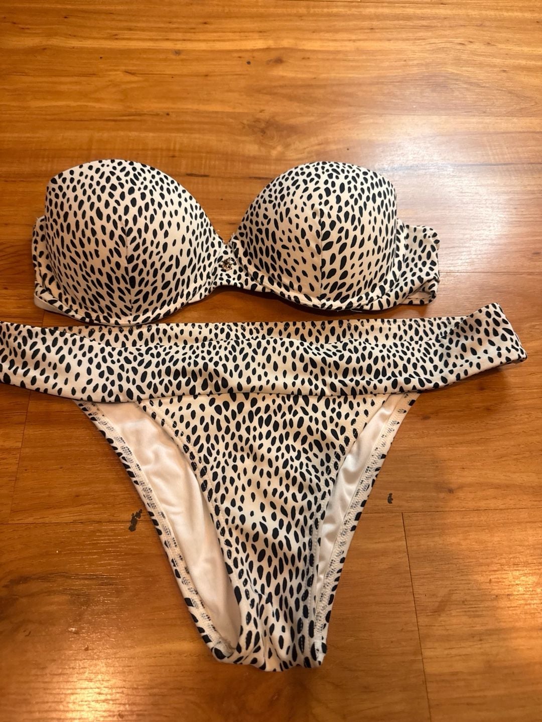 Victoria's Secret Bikini Set Size M Dalmatian Animal Print Bandeau 4
