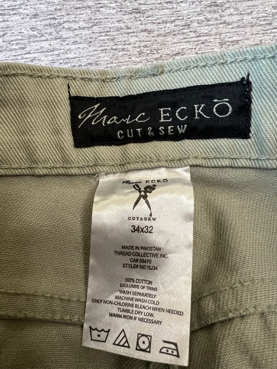 Marc Ecko Cut & Sew Cargo Pants Size 34x32 Vetiver Green Loose Fit NWT. 4
