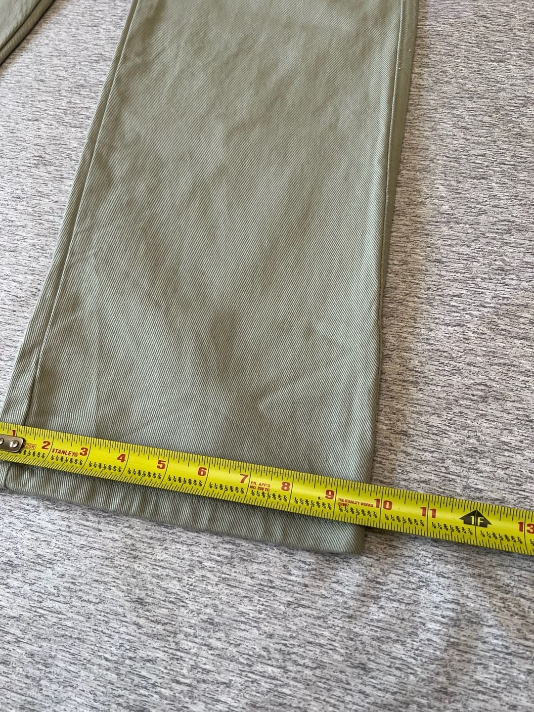 Marc Ecko Cut & Sew Cargo Pants Size 34x32 Vetiver Green Loose Fit NWT. 9