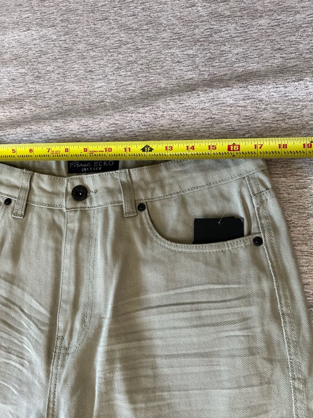 Marc Ecko Cut & Sew Cargo Pants Size 34x32 Vetiver Green Loose Fit NWT. 12
