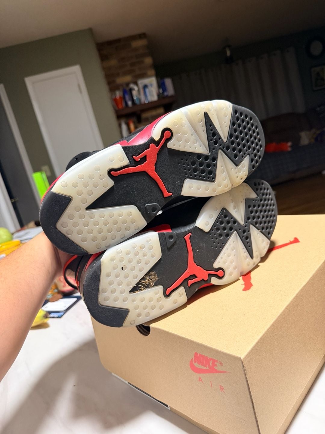 Jordan Air Jordan 6 Retro Size 10.5 Black Infrared Sneakers 9