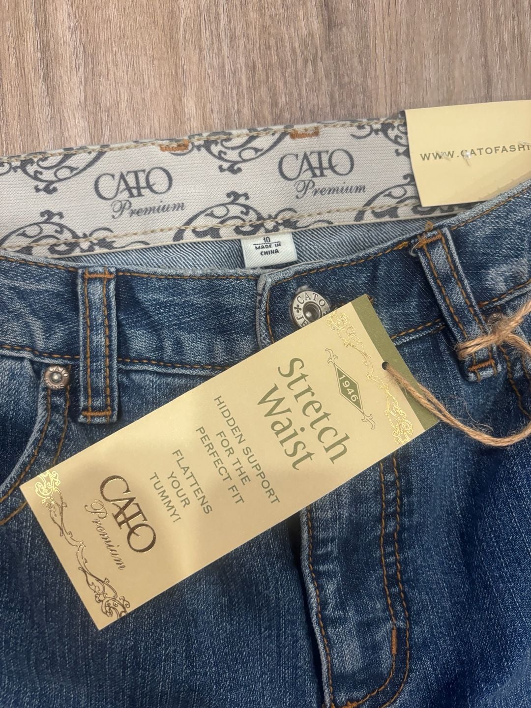 Cato Classic Stretch Waist Jeans Size 10 Average Blue Denim Straight Leg 4