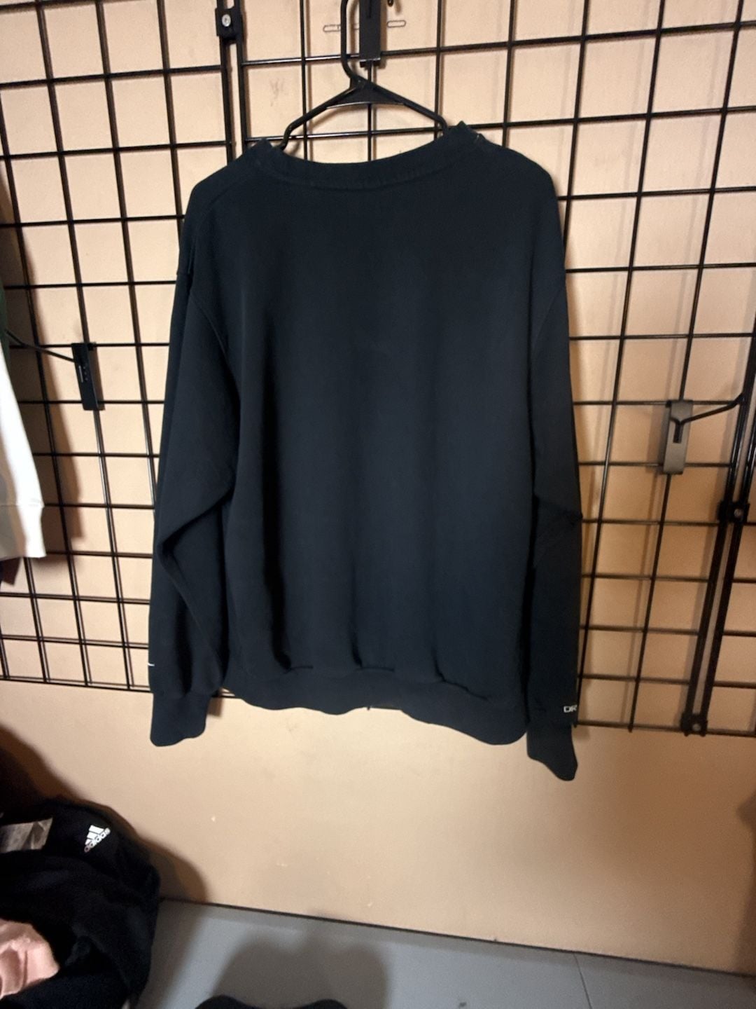 Nike Hoops Championship Hour Standard Issue Crew Sweatshirt Size L Black 8