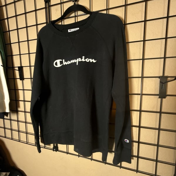 Champion Script Logo Sweatshirt Size M Black Crewneck Pullover Fleece