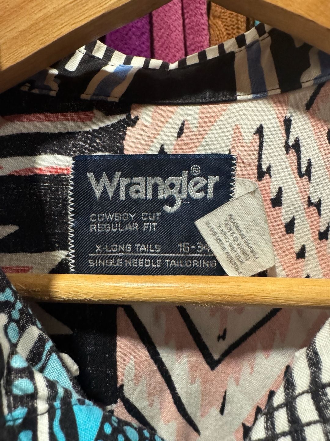 Vintage 90s Wrangler Aztec Cowboy Cut Button Up X-Long Tails Shirt Large 16-34 7