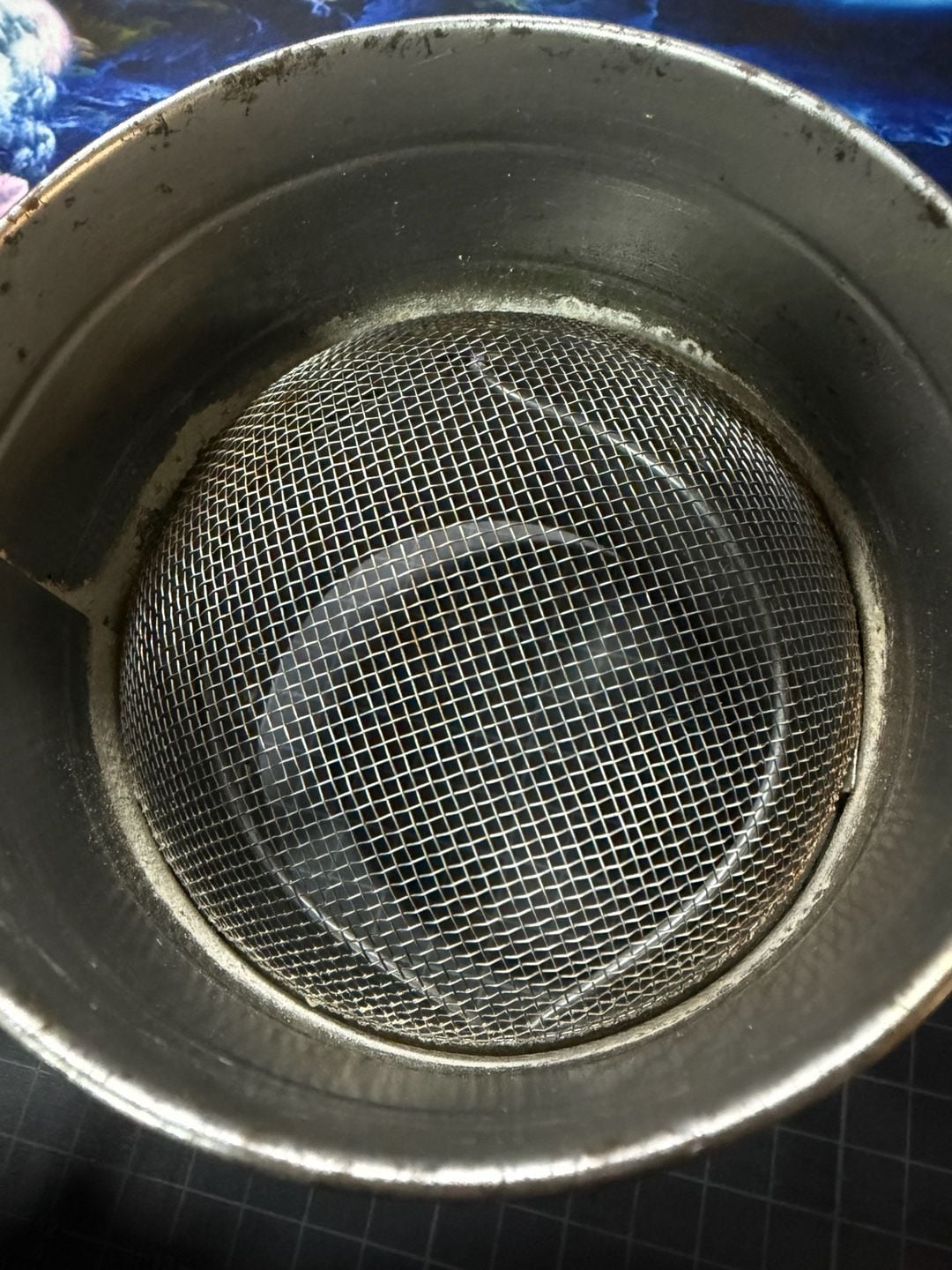 Bromwell's 3 Cup Measuring Sifter Vintage Tin Flour Sifter 8