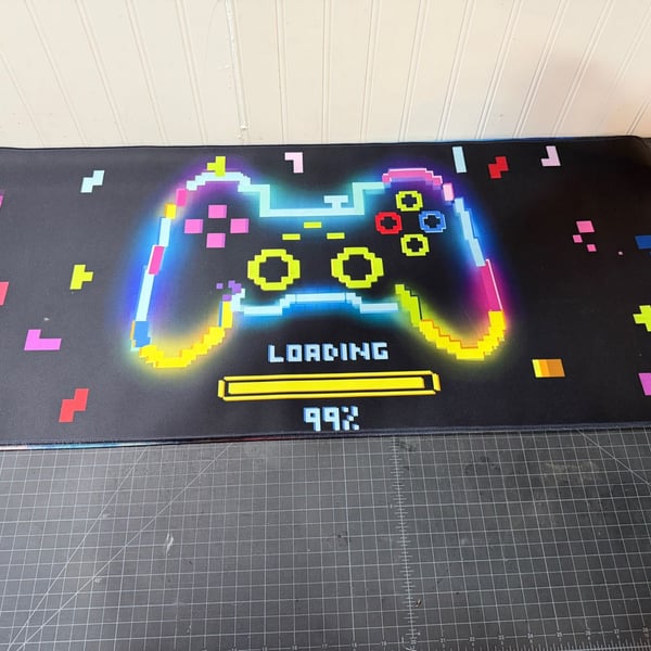 Generic Gaming Desk Mat Extra Large Mouse Pad Loading Controller