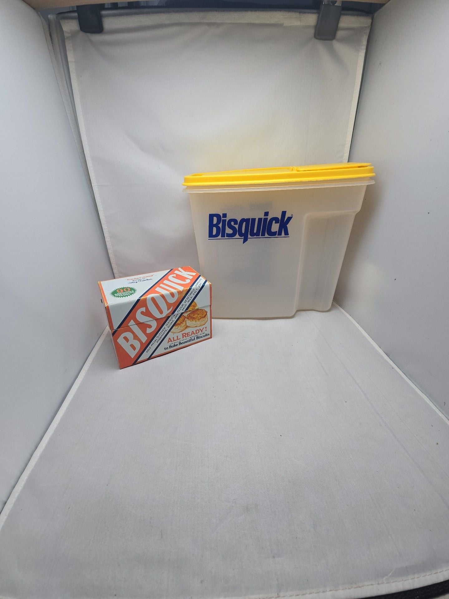Vintage Bisquick Recipe Box And Canister Set 1