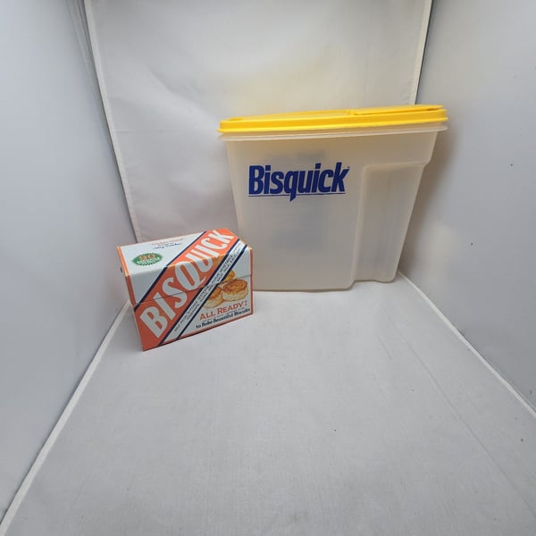 Vintage Bisquick Recipe Box And Canister Set