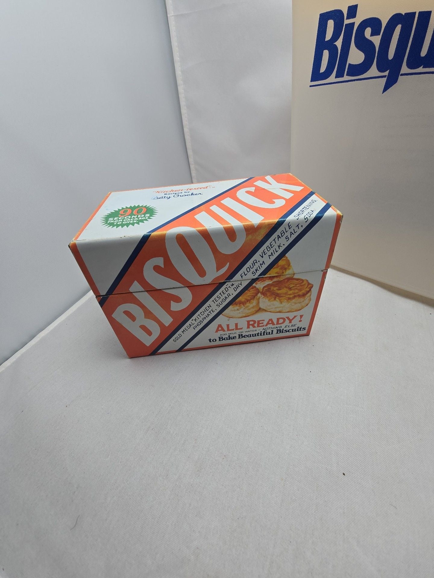 Vintage Bisquick Recipe Box And Canister Set 6