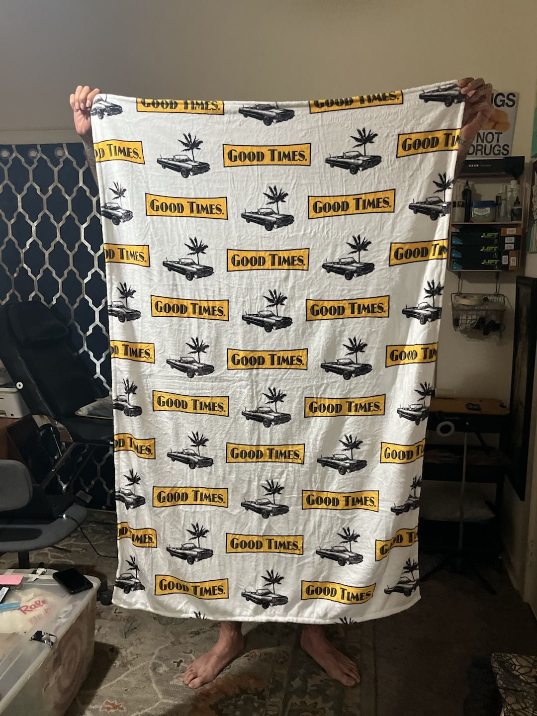 Good Times Blanket White Black Yellow Convertible Car Plush Throw 5