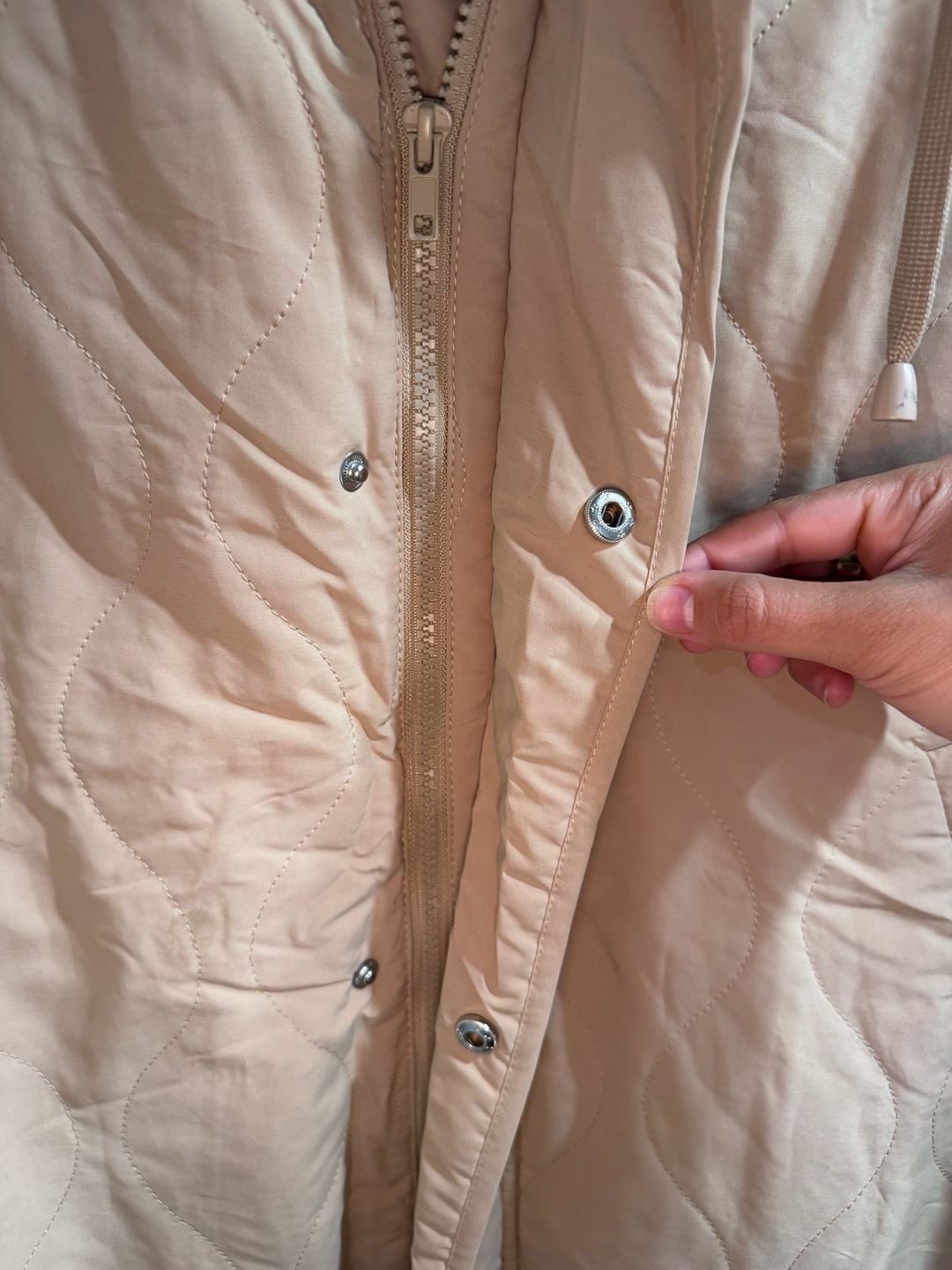 FOREVER 21 Quilted Hooded Beige Long Jacket Size M 9