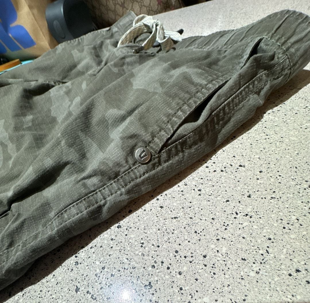 Vuori Ripstop Pant Size Medium Green Camo Organic Cotton Utility Pants 5