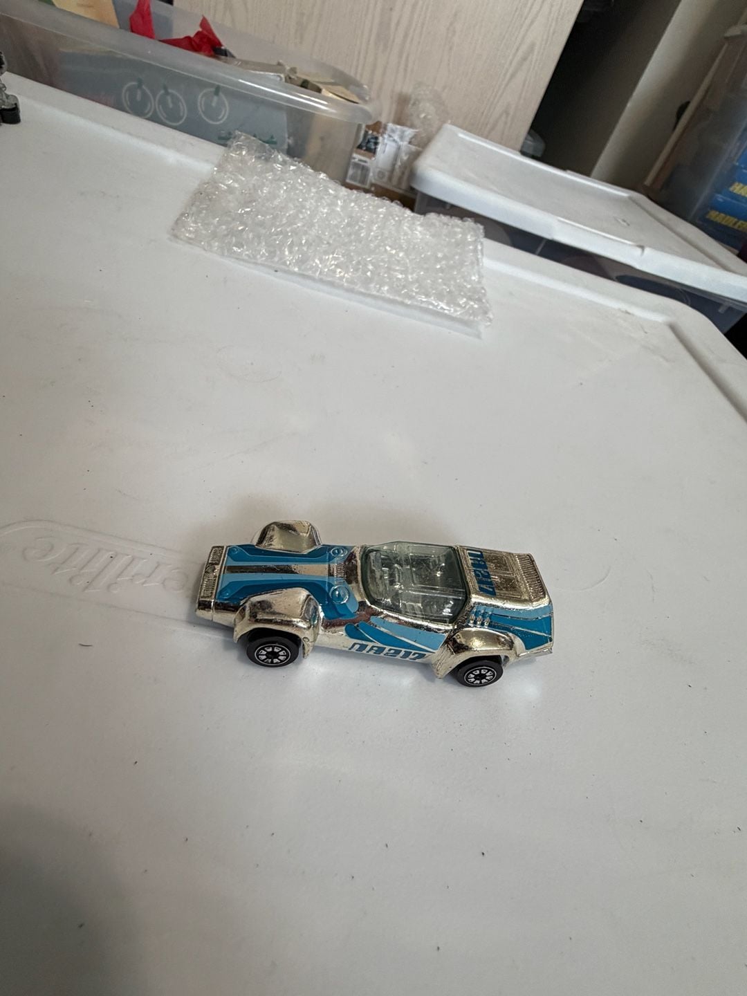 Kenner Fast 111's NA217 Chrome Blue Die-Cast Car 1