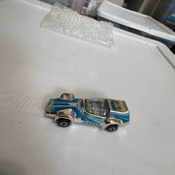 Kenner Fast 111's NA217 Chrome Blue Die-Cast Car