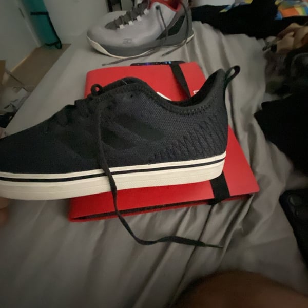 Adidas True Chill Size 9.5 Carbon Black Skateboarding Shoes